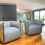 Jr Luxury * Florencia